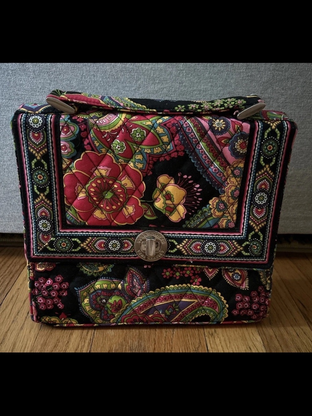 Vera Bradley Julia Turn Lock Satchel Purse w. Shoulder Strap - Parisian Paisley